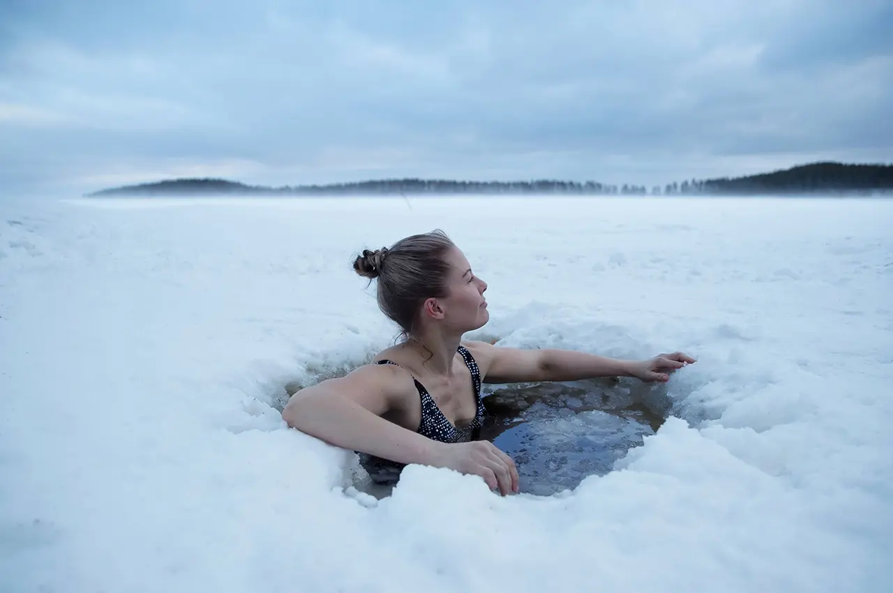 winter bath photo: Harri Tarvainen, Visit Karelia