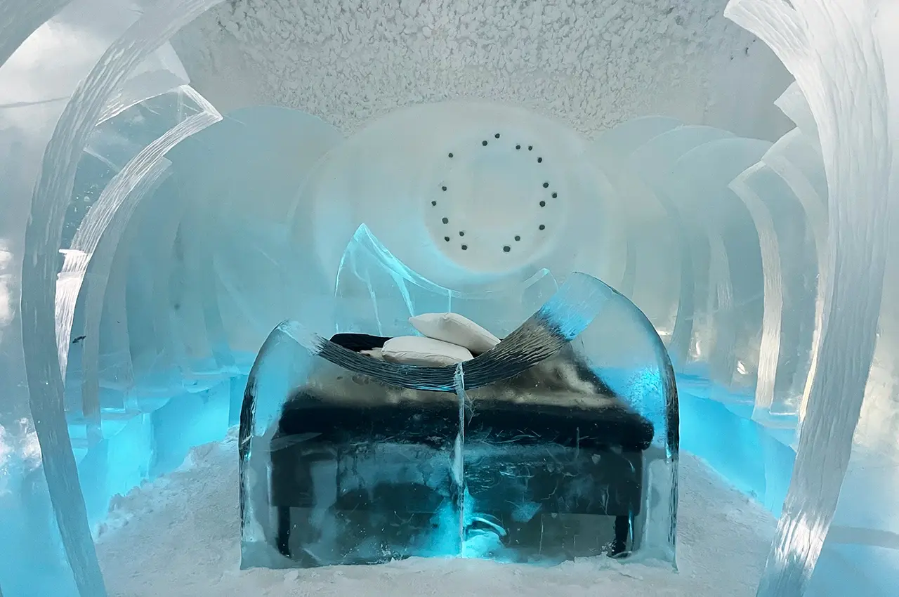 icehotel-lucie room at the ice hotel